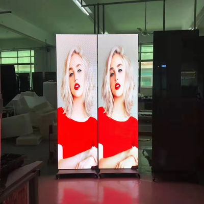 P2.5 Écran d'afficheur LED de l'armoire en fer Affichage LED intelligent 640*1600 3840hz à l'intérieur